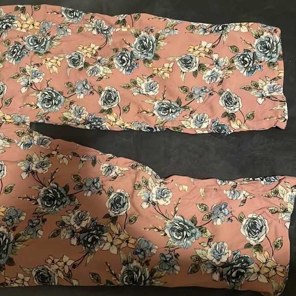 Cute pants - Picture 2 of 2